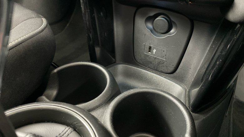 MINI Hatchback 1.5 Cooper Classic Premium 5dr Auto Petrol Hatchback